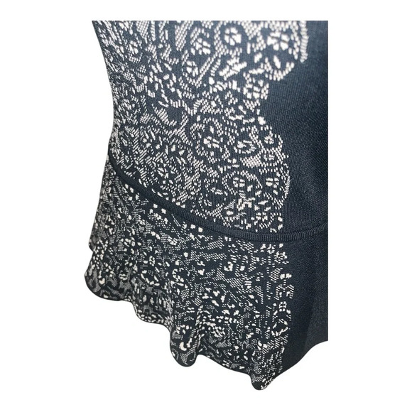 BCBGMAXAZRIA alonya peplum top size M Perfect Condition - Picture 7 of 8